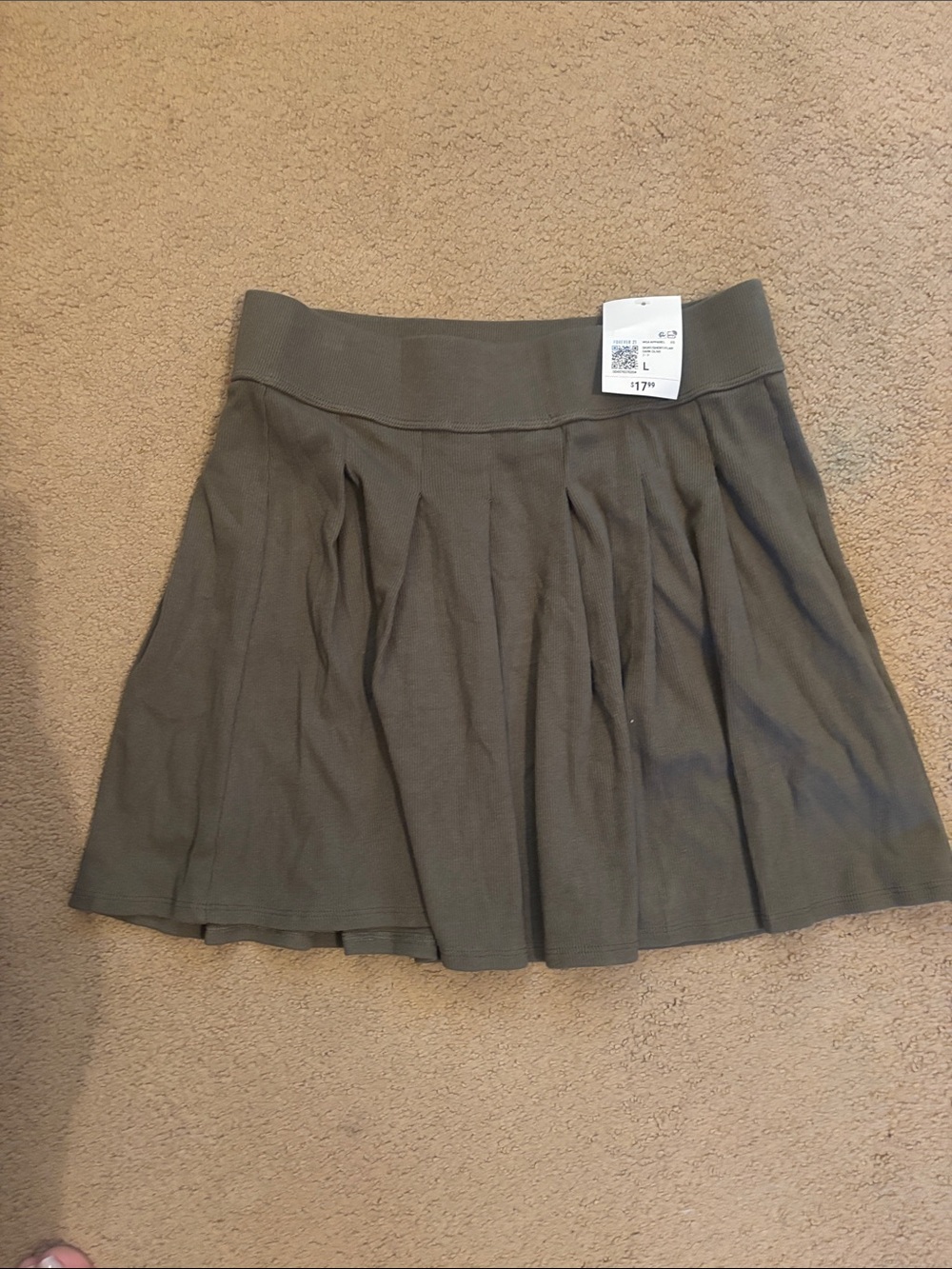Forever 21 Olive Green Pleated Circle Skater Skirt